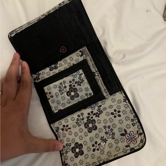 Vera Bradley Wallet - Picture 3 of 4